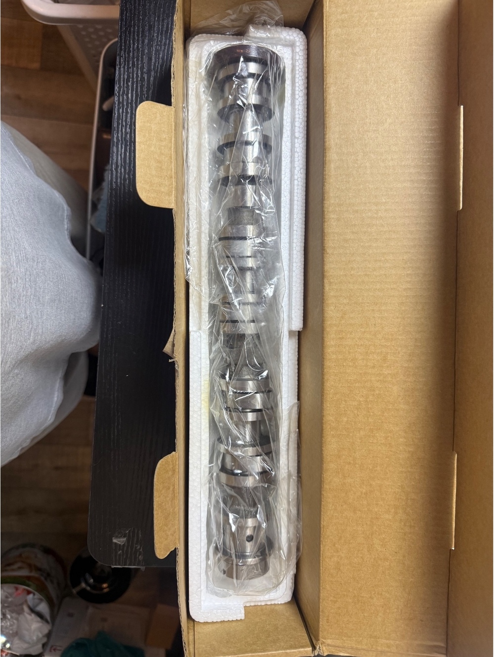 HAYIAUTO 5047913AA Right Intake Camshaft for 2016-2024 Chrysler Pacifica Dodge 3